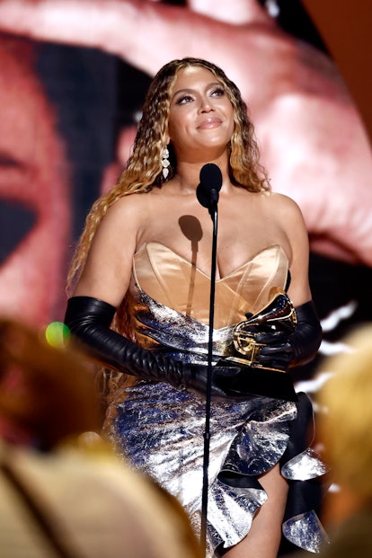 Beyoncé accepts Best Dance/Electronic Music Album for “Renaissance” 