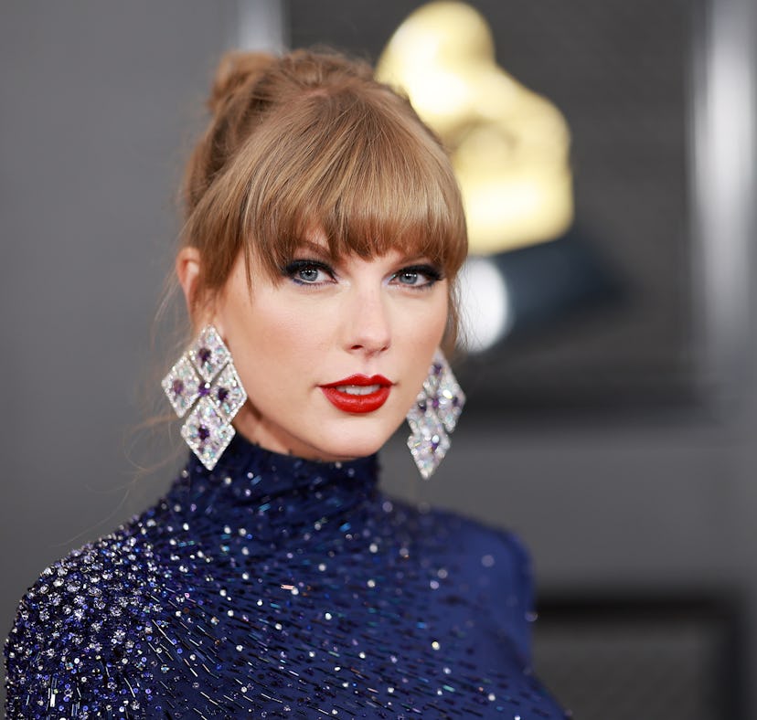 Taylor Swift and Harry Styles had the sweetest interaction at the 2023 Grammys.