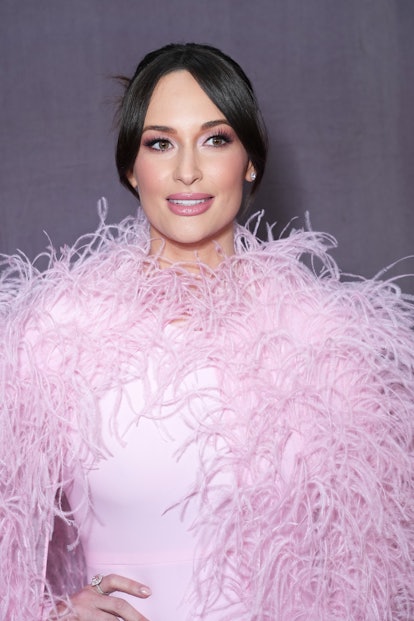 Kacey Musgraves pink makeup at the 65th GRAMMY Awards on February 05, 2023 in Los Angeles, Californi...