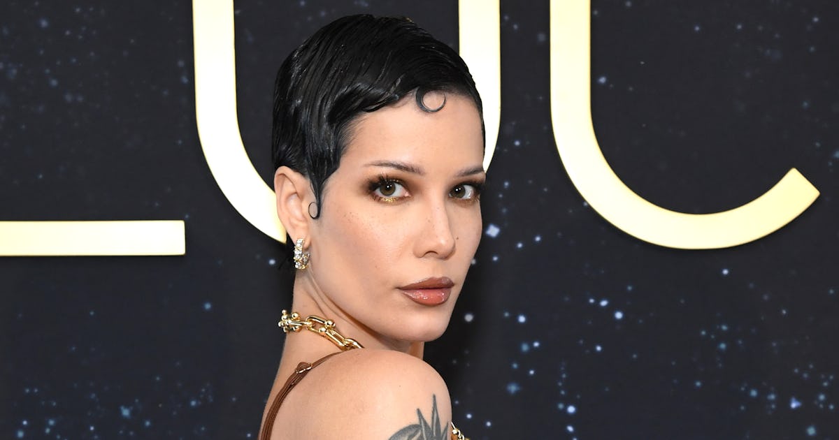 Halsey Freed The Nipple On The Pressiat Runway At Paris Fashion Week