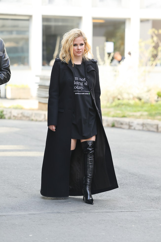 PARIS, FRANCE - MARCH 01: Avril Lavigne attends the Courrèges Womenswear Fall Winter 2023-2024 show ...