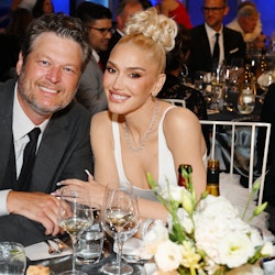 HOLLYWOOD, CALIFORNIA - JUNE 09: (L-R) Blake Shelton and Gwen Stefani attend the 48th AFI Life Achie...