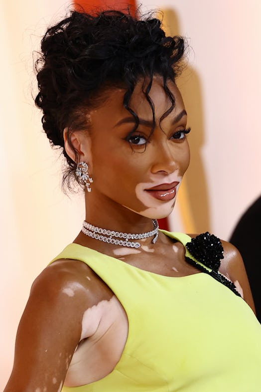 Winnie Harlow's piece-y updo at the 2023 Oscars.