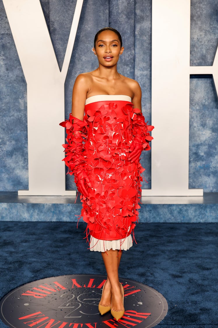 Yara Shahidi attends the 2023 Vanity Fair Oscar Party 