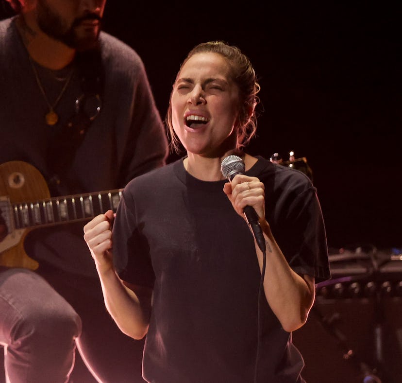 Lady Gaga performed "Hold My Hand" at the 2023 Oscars in no-makeup, jeans, and a T-shirt.
