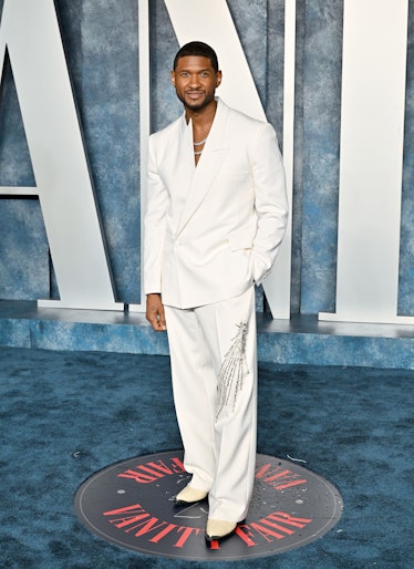 Usher attends the 2023 Vanity Fair Oscar Party 