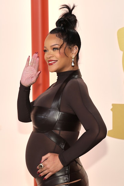 Rihanna's beauty look at the 2023 Oscars.