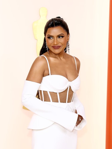 Mindy Kaling attends the 95th Annual Academy Awards