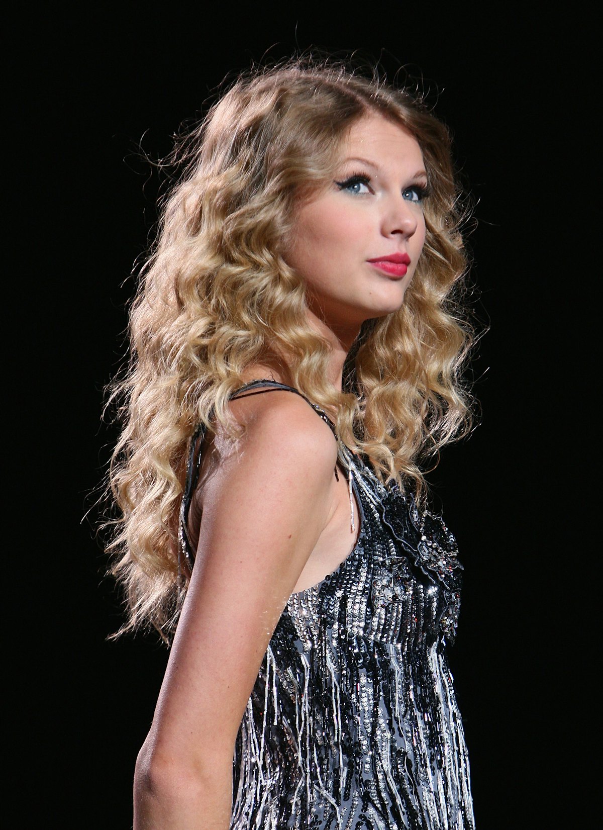 taylor swift fearless photoshoot