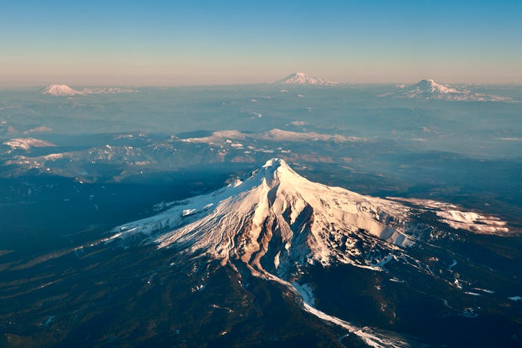 An image of Mount Hood.