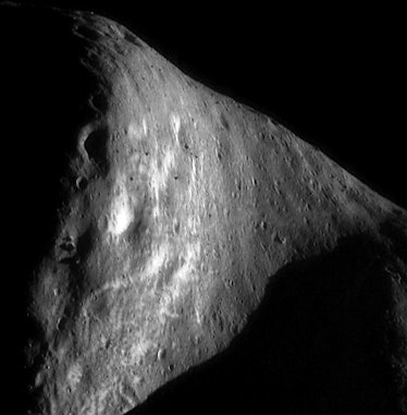 This image released by NASA 11 October, 2000 by NEAR Shoemaker shows an unusual view of the asteroid...