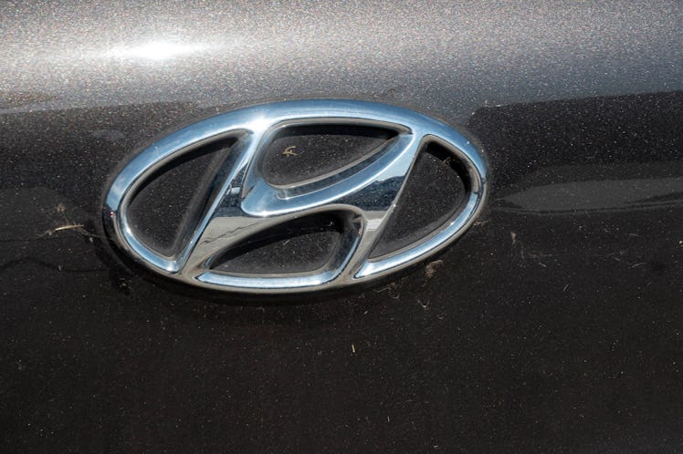 Logo of Hyundai on a car.