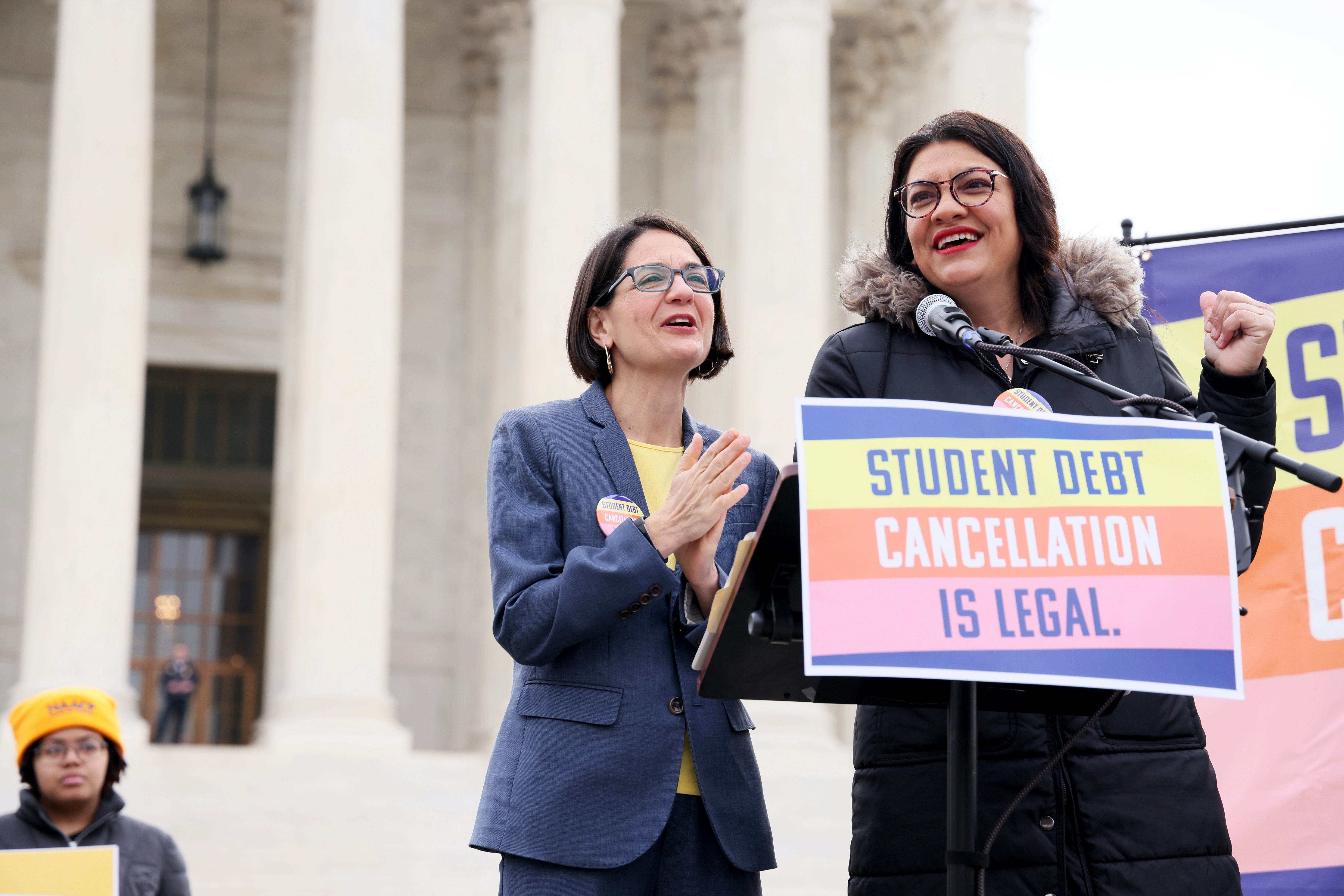 Congresswoman Rashida Tlaib responds to trolls and haters by turning to nature.