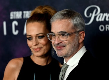 HOLLYWOOD, CALIFORNIA - FEBRUARY 09: Jeri Ryan and Alex Kurtzman arrive for the Los Angeles Premiere...