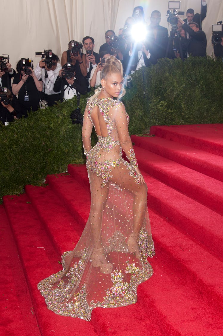 Beyonce attends "China: Through the Looking Glass" 2015 Costume Institute Benefit Gala 