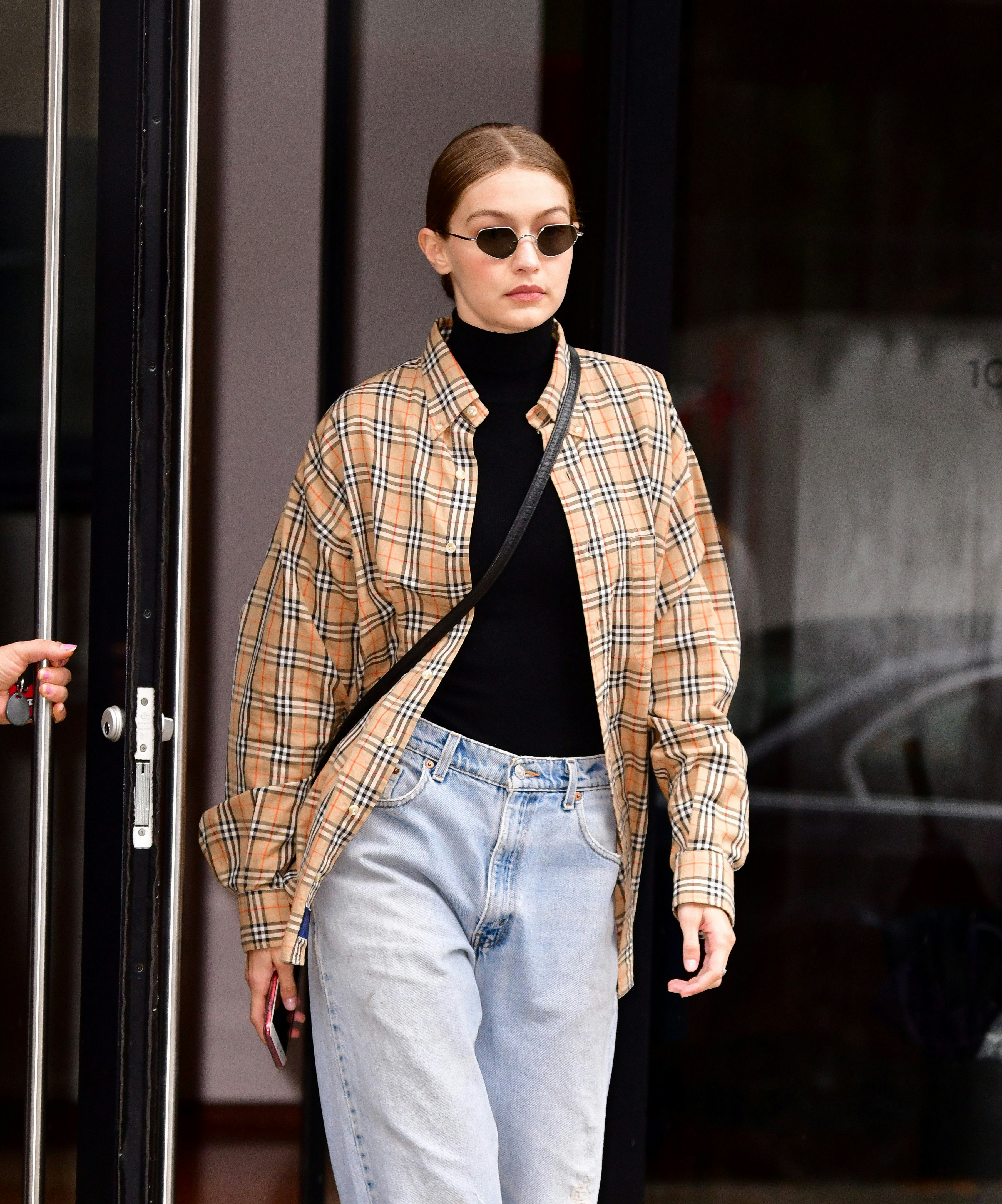 NEW YORK, NY - SEPTEMBER 09:  Gigi Hadid seen on the streets of Manhattan on September 9, 2018 in Ne&hellip;