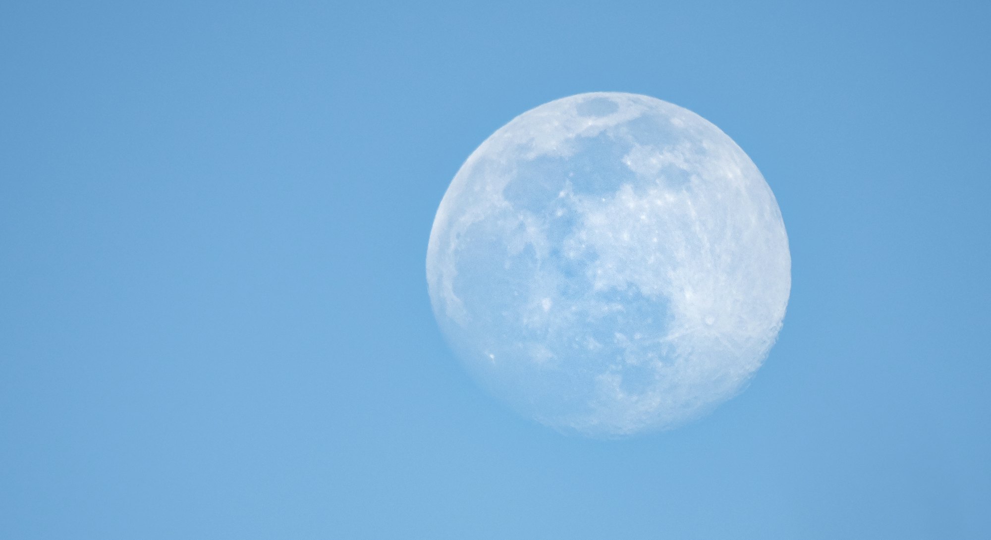 Check out these dos and don'ts for the April 2023 full Pink Moon.