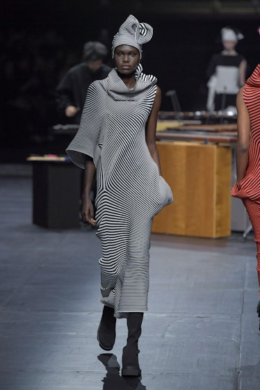 PARIS, FRANCE - MARCH 03: A model walks the runway during the Issey Miyake Ready to Wear Fall/Winter...
