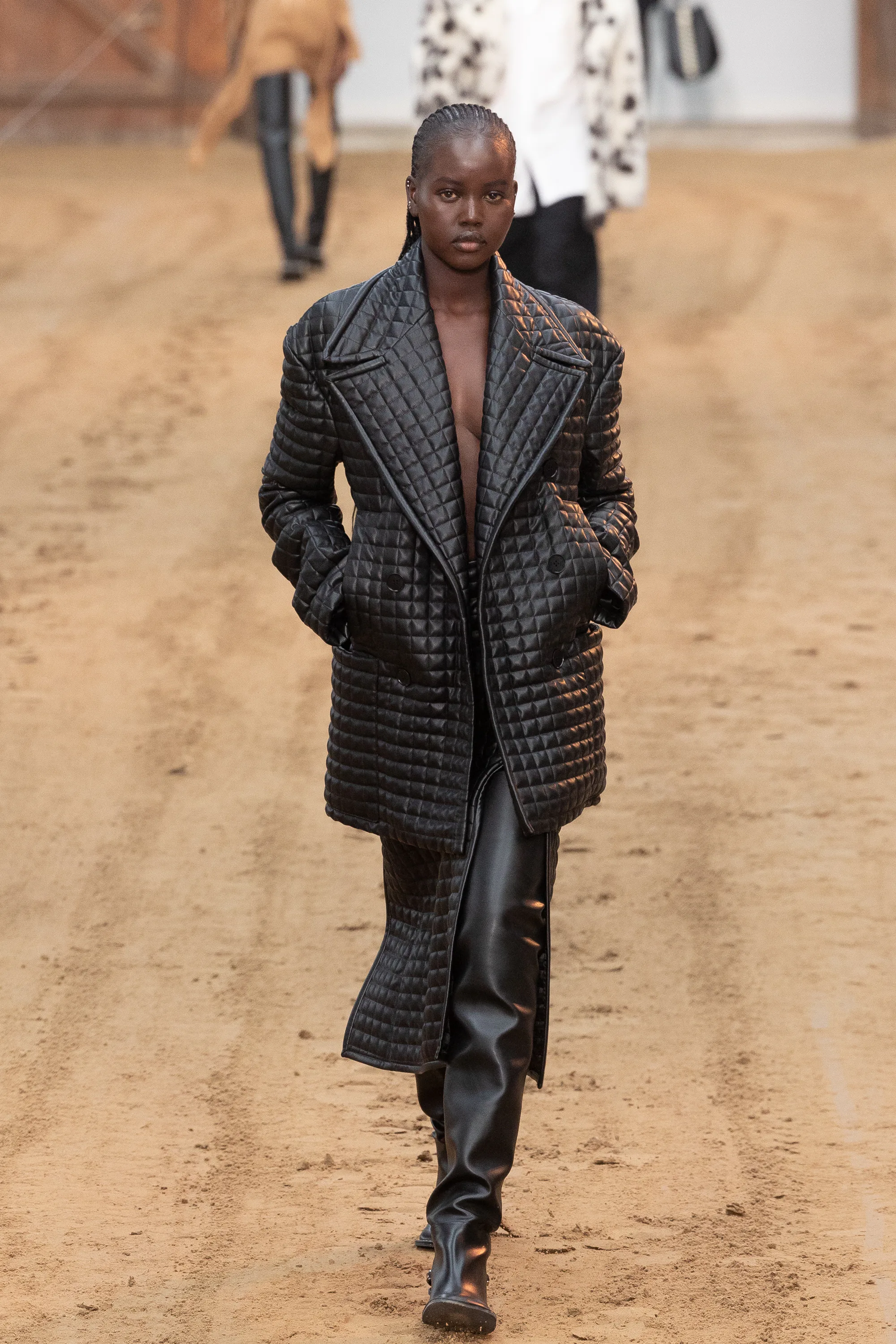 paris-fashion-week-fall-2023-see-all-the-best-looks-from-the-runway