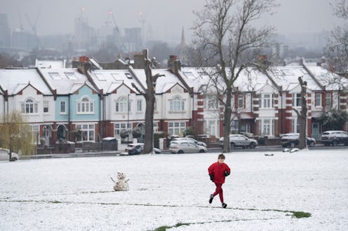 Best Memes & Tweets About The UK's March Snow