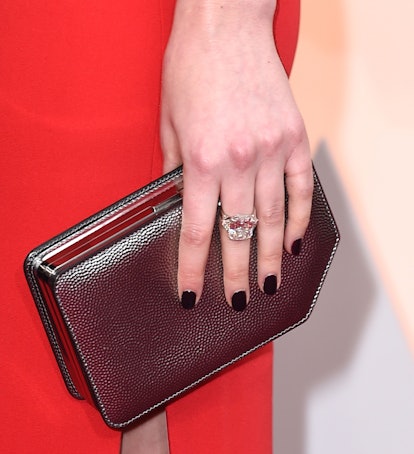 Dakota Johnson black nail polish at Oscars 2015