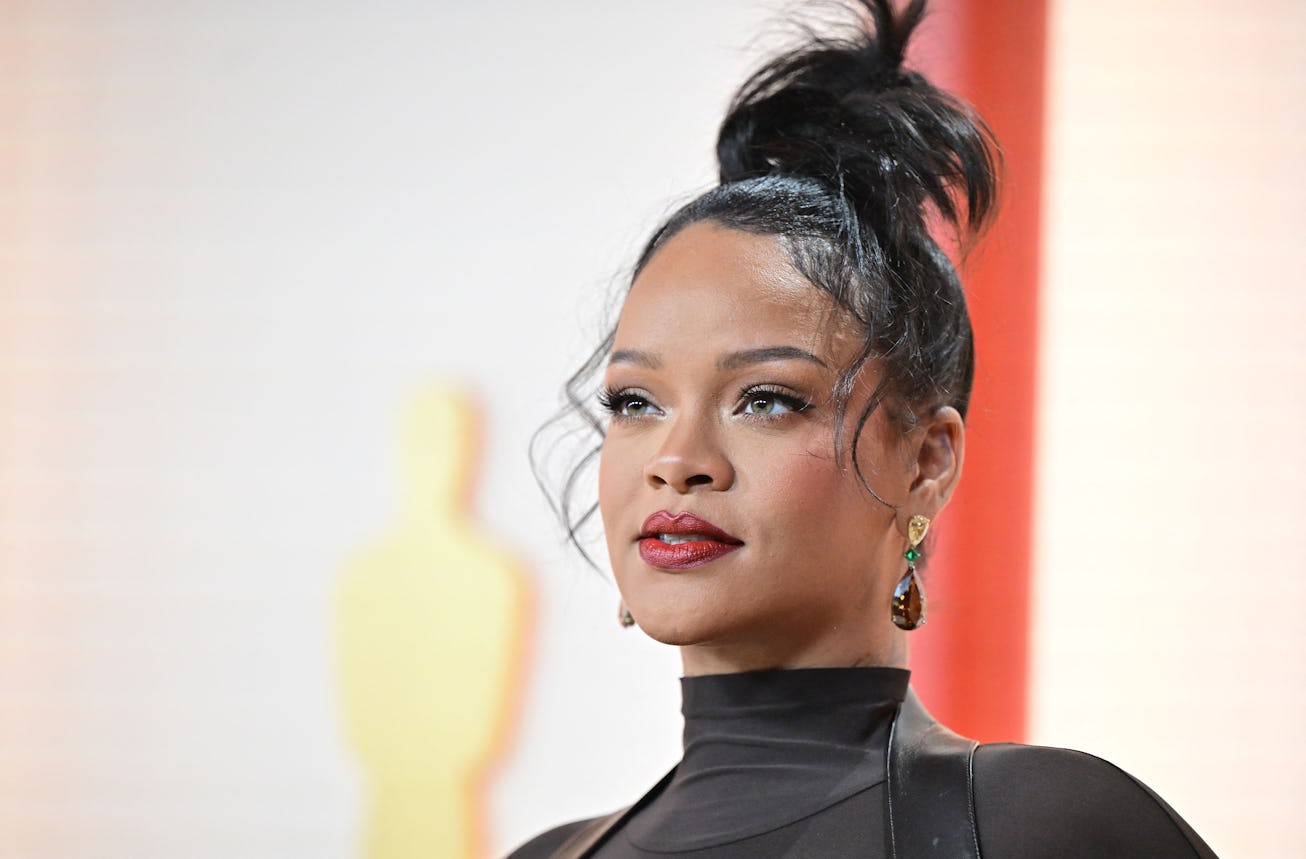 Barbadian singer/actress Rihanna attends the 95th Annual Academy Awards at the Dolby Theatre in Holl...
