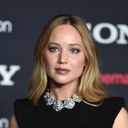 Jennifer Lawrence at CinemaCon 2023 with mauve lipstick