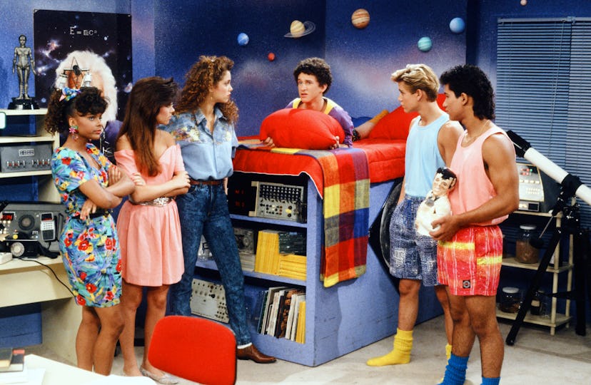 SAVED BY THE BELL -- "House Party" Episode 2 -- Pictured: (l-r) Lark Voorhies as Lisa Turtle, Tiffan...