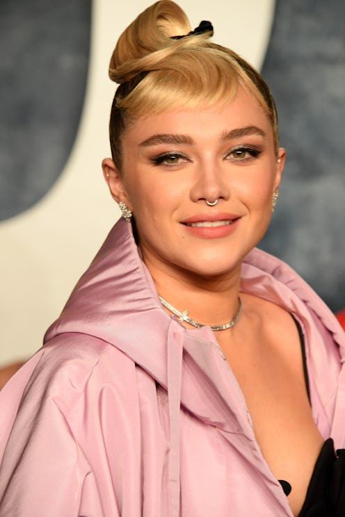 florence pugh updo and cat eye liner
