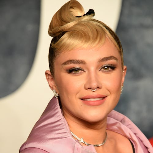 florence pugh updo and cat eye liner