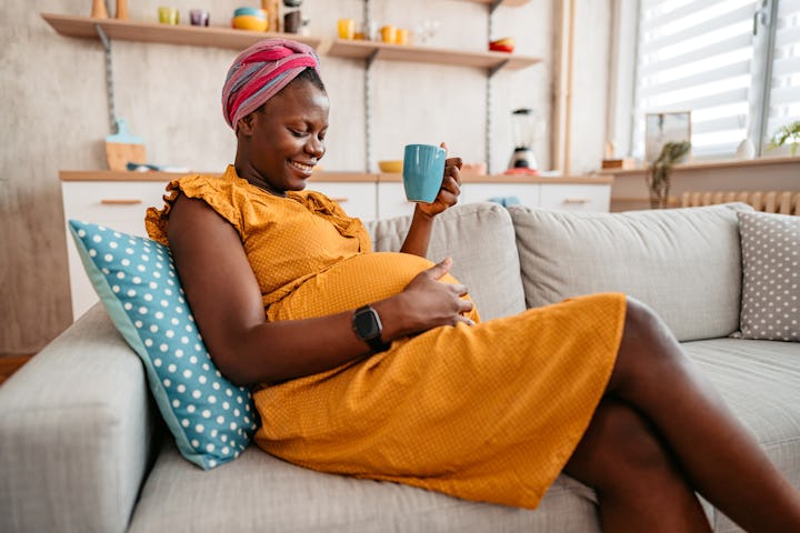 Is Green Tea Safe During Pregnancy? The Risks & Benefits To Weigh