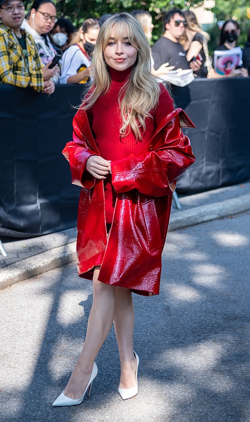 Sabrina Carpenter's street style to attend the Michael Kors S/S 2022 NYFW show. 