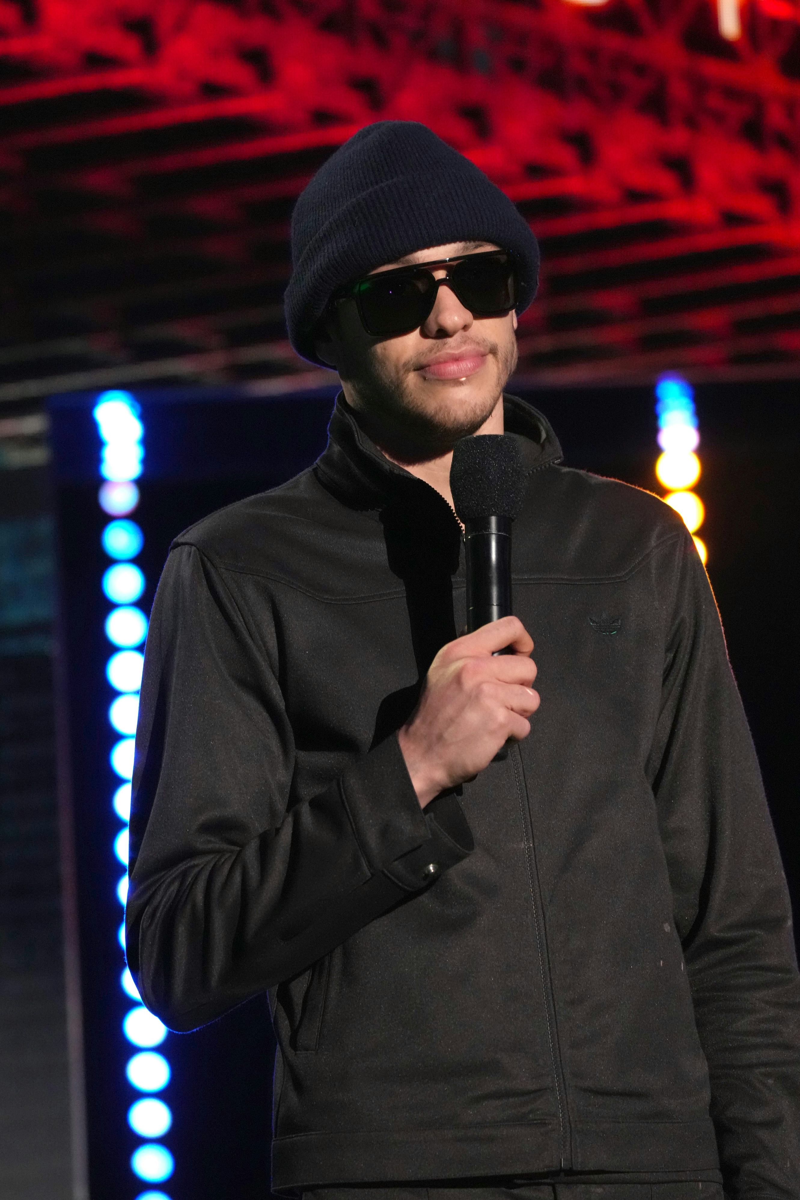 LOS ANGELES, CALIFORNIA - MARCH 04: Pete Davidson speaks onstage during the 2023 Nickelodeon Kids' C&hellip;