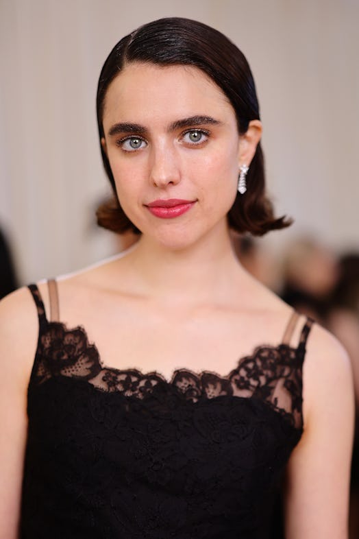 Margaret Qualley at Met Gala 2023 in micro-bob and bushy brows