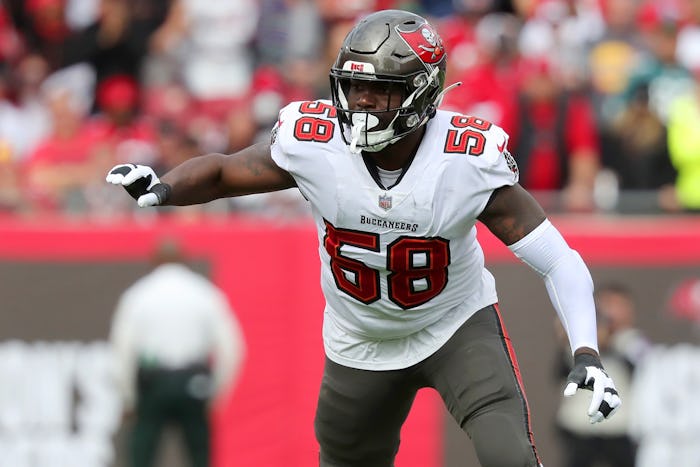 TAMPA, FL - JANUARY 16: Tampa Bay Buccaneers Linebacker Shaquil Barrett (58) rushes the passer durin...