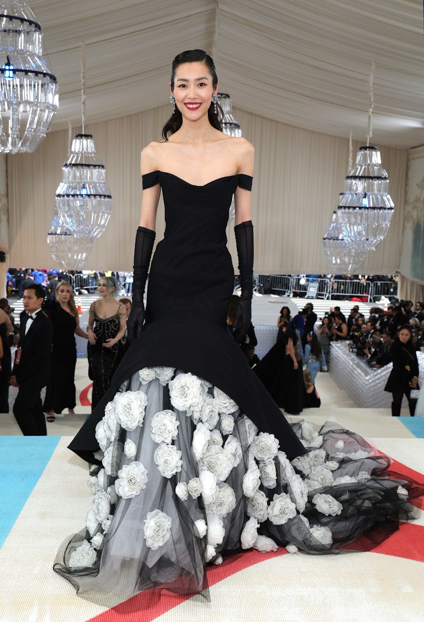 NEW YORK, NEW YORK - MAY 01: Liu Wen attends The 2023 Met Gala Celebrating "Karl Lagerfeld: A Line O...