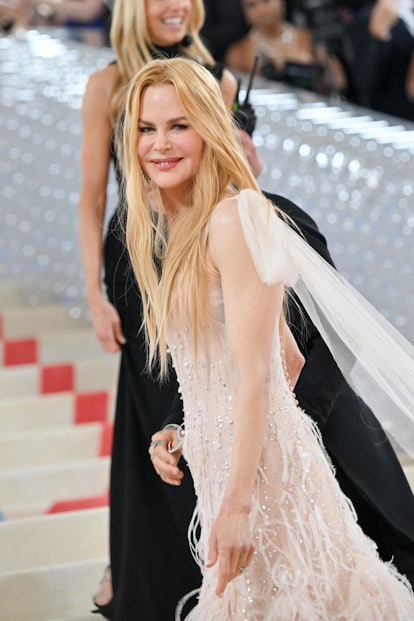 Nicole Kidman shines in custom-made Louis Vuitton dress for