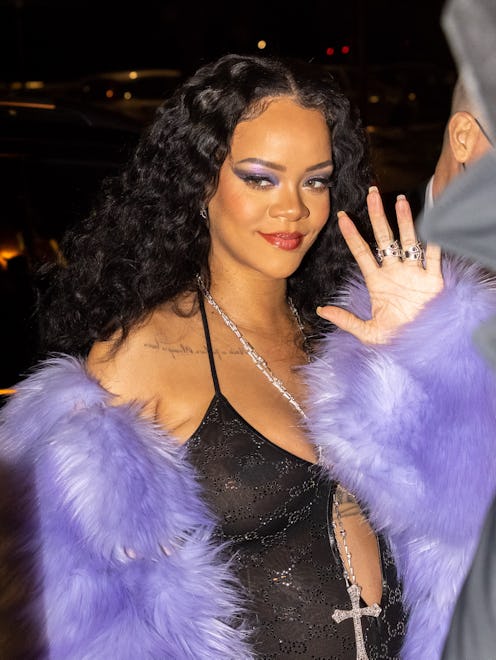 Rihanna pregnant purple fur jacket
