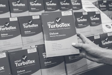 tutbotax产品展出坐在Costco 1月28日,加万博体育app安卓版下载州福斯特城2016年。