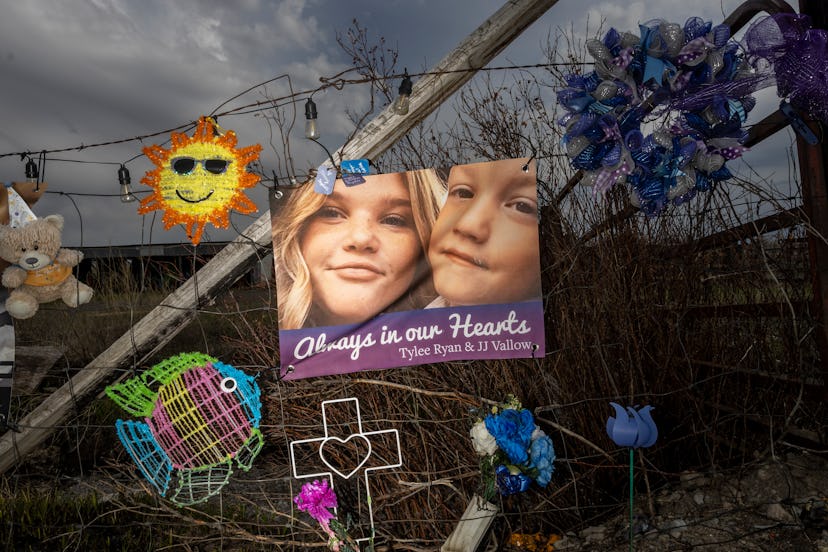 REXBURG, IDAHO - MAY 10: A banner with photos of Tylee Ryan and her brother J.J. Vallow is seen on a…