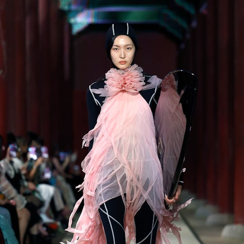 SEOUL, SOUTH KOREA - MAY 16: A model walks the runway during the Gucci Seoul Cruise 2024 fashion sho...