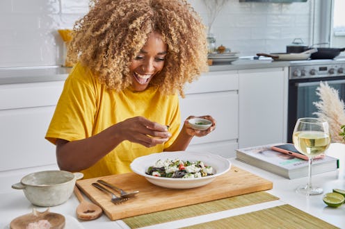 Check out these 10 lazy girl TikTok recipes when you don't want to cook dinner.