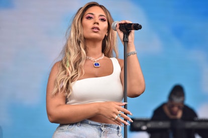 SAN FRANCISCO, CALIFORNIA - AUGUST 10: Alina Baraz performs during the 2019 Outside Lands festival a...