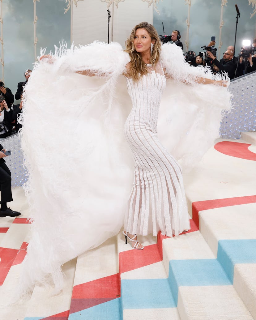 NEW YORK, NEW YORK - MAY 01: Gisele Bundchen attends the 2023 Costume Institute Benefit celebrating ...