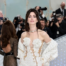 Anne Hathaway attends The 2023 Met Gala 