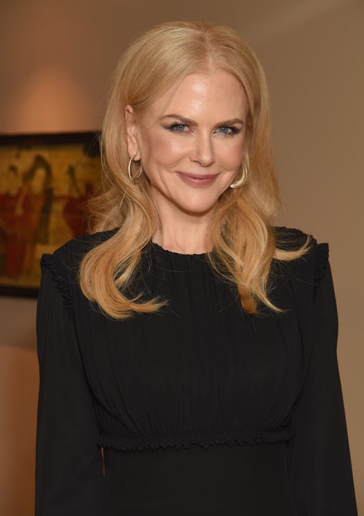 Nicole Kidman blonde center part hair 2016