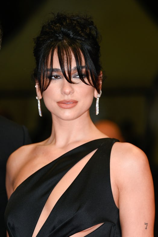 Dua Lipa long bangs at Cannes 2023