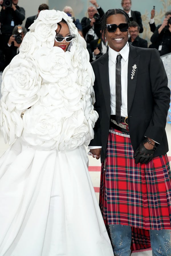 NEW YORK, NEW YORK - MAY 01: (L-R) Rihanna and A$AP Rocky attend the 2023 Met Gala Celebrating "Karl...