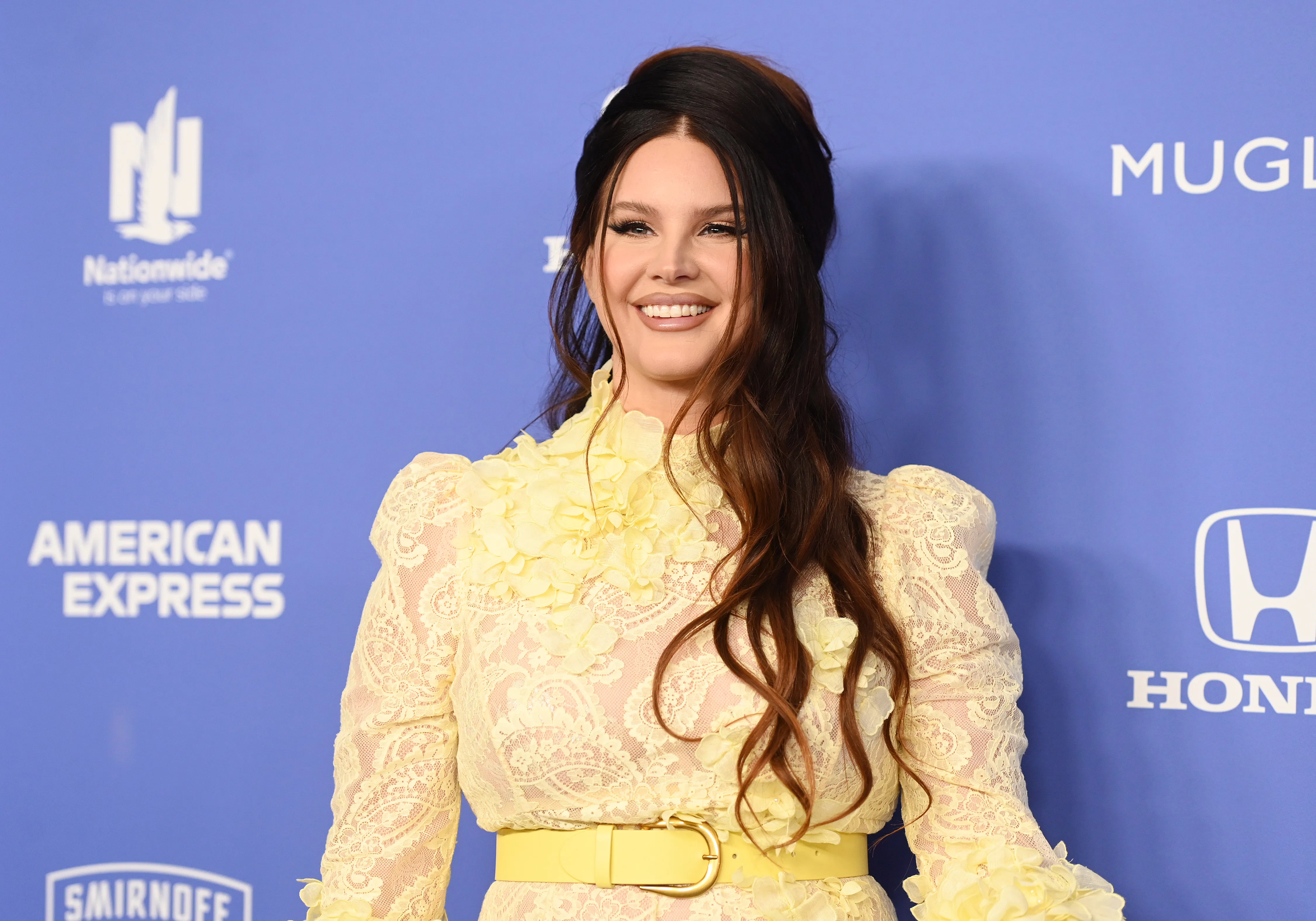 Lana Del Rey's Dad, Rob Grant, Has Entered The Nepo-Baby Chat - Vimarsana News