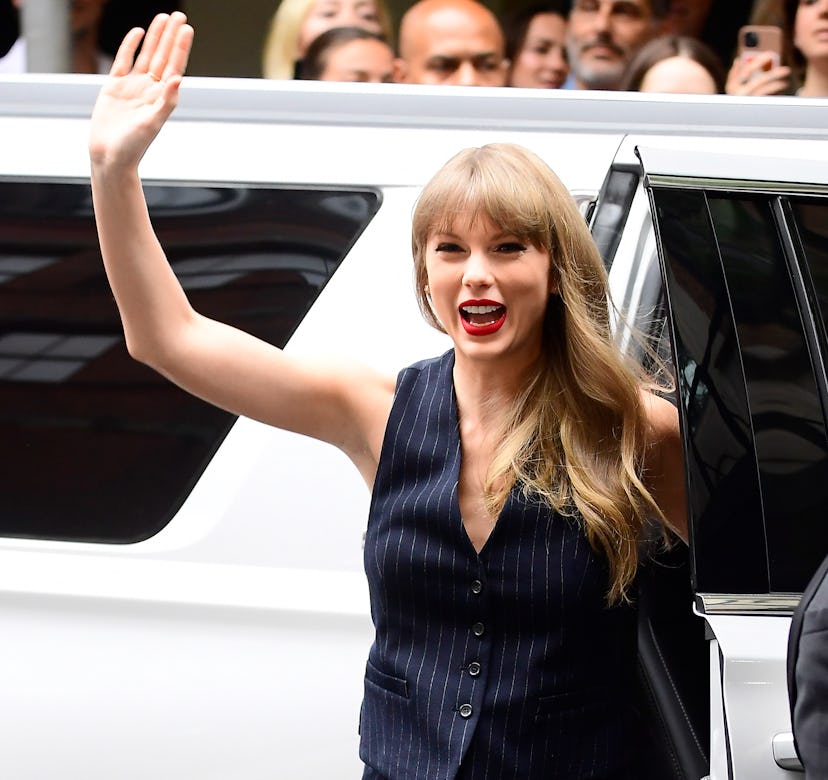 Taylor Swift crossover shorts